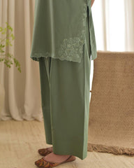 AIRA 3PC ( FARSHI SHALWAR )