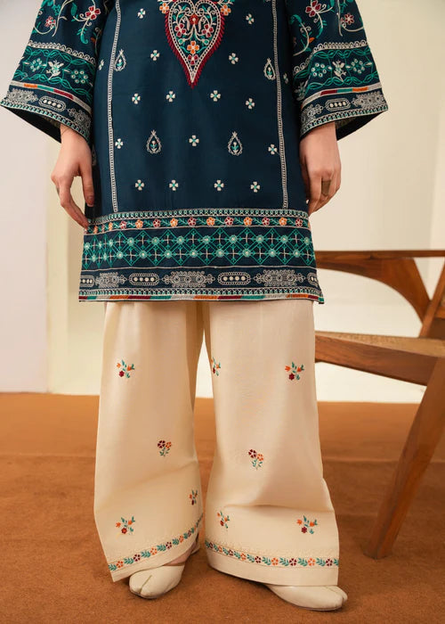 SAJJAL EMBROIDERED 3PC