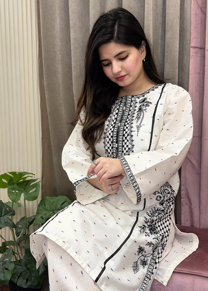 DOVE EMBROIDERED 2PC