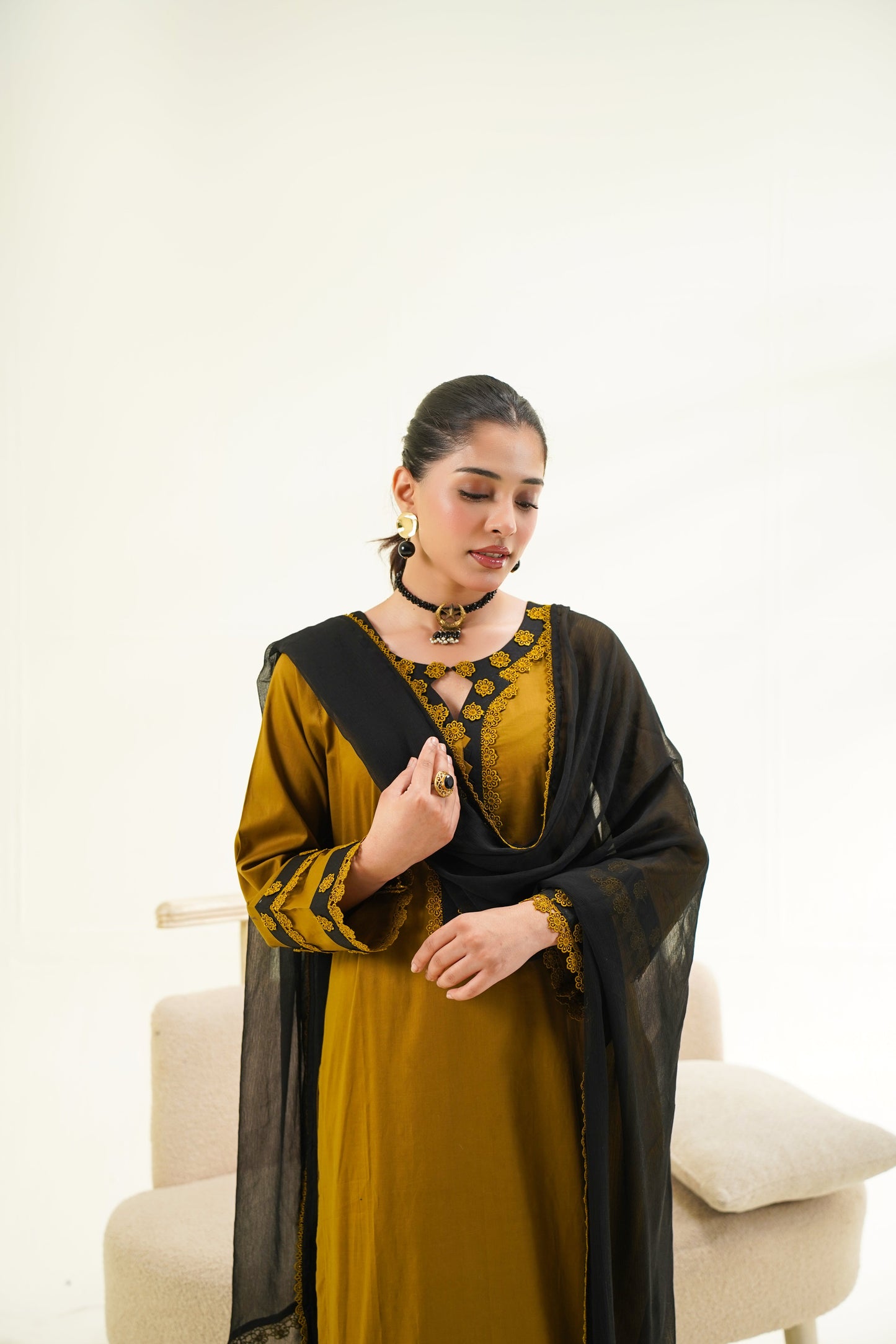 Onyx Gold 3pcs STITCH