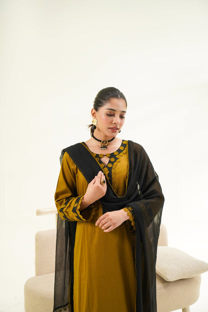 Onyx Gold 3pcs STITCH