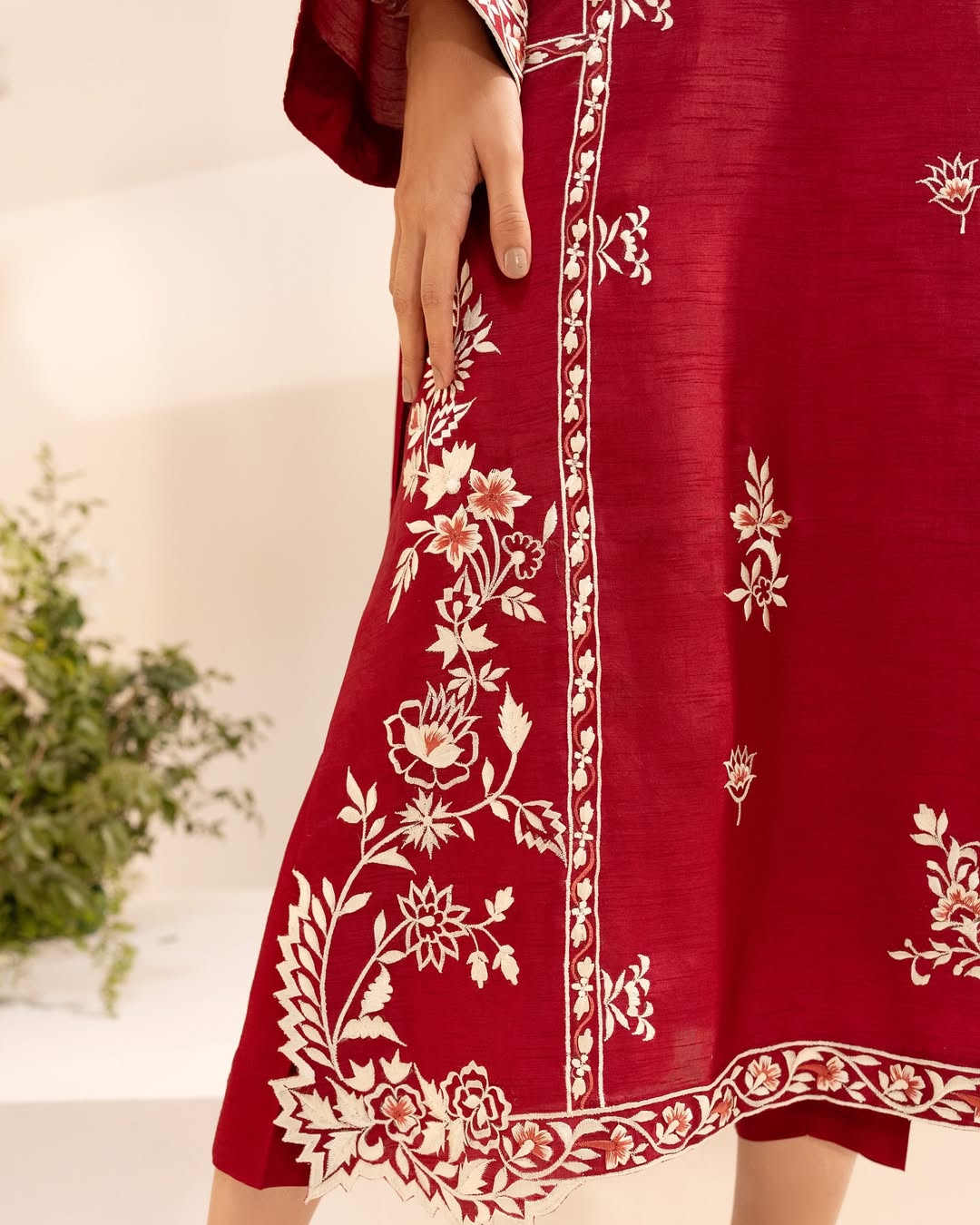 RED ROYAL EMBROIDERY 3PC