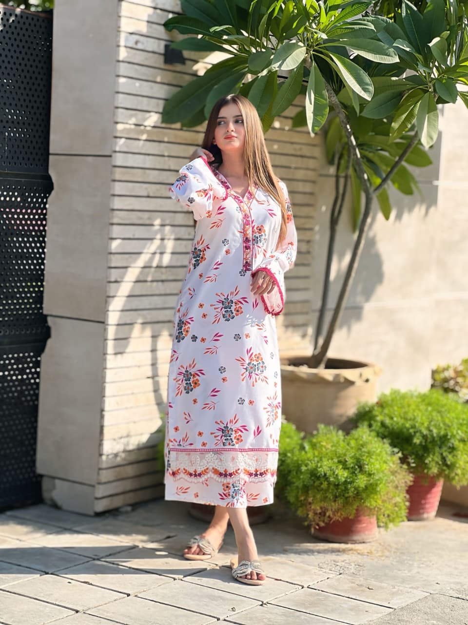 White elegance 2PC Stitch