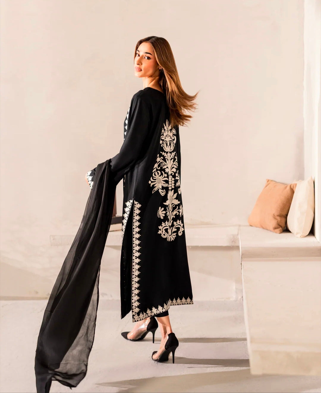 BLACKISH EMBROIDERY 3PCS STITCH