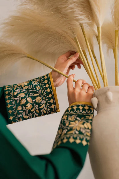 Green EMBROIDERY 3PC STITCH