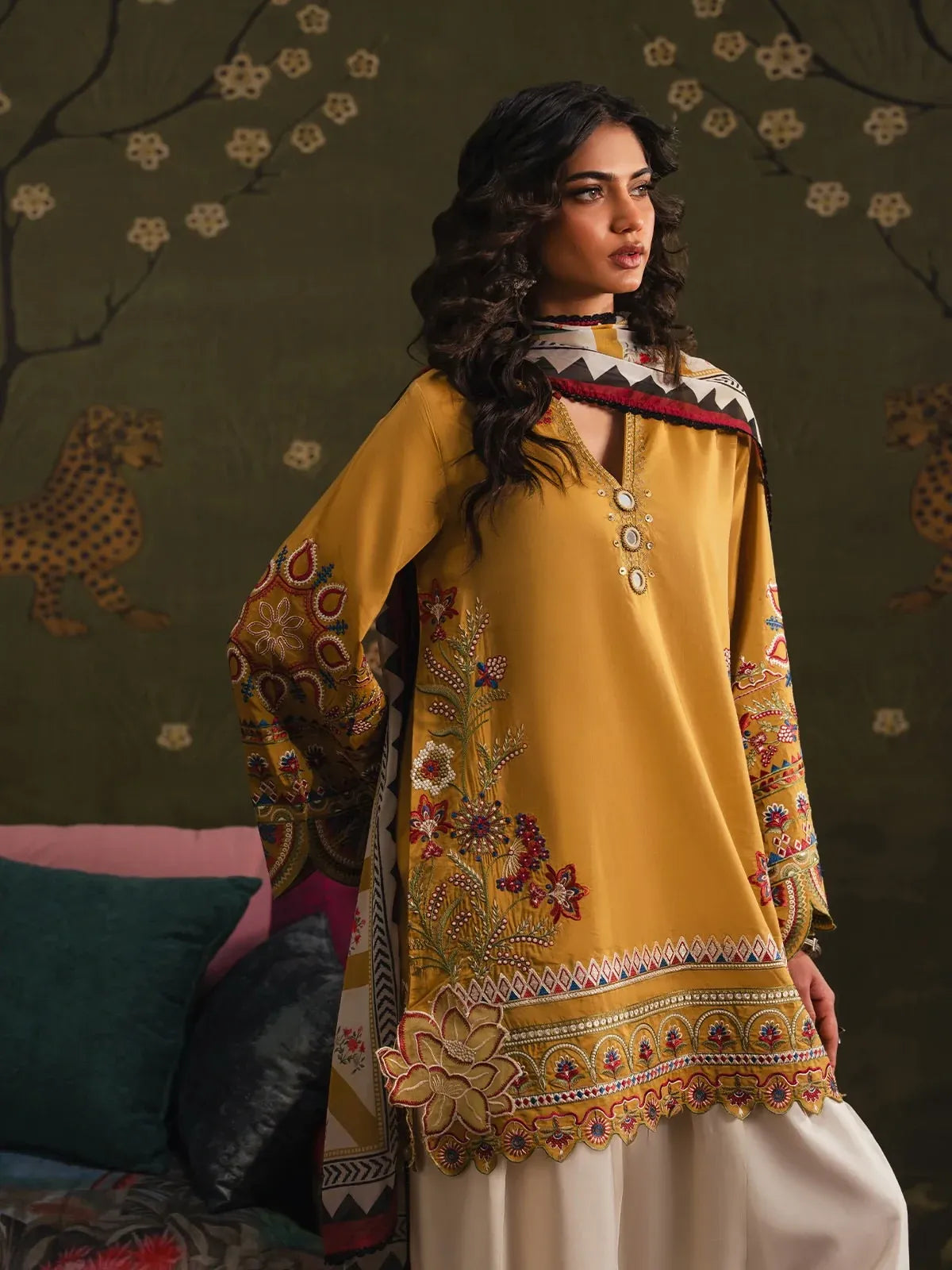 Sunehri 3pcs