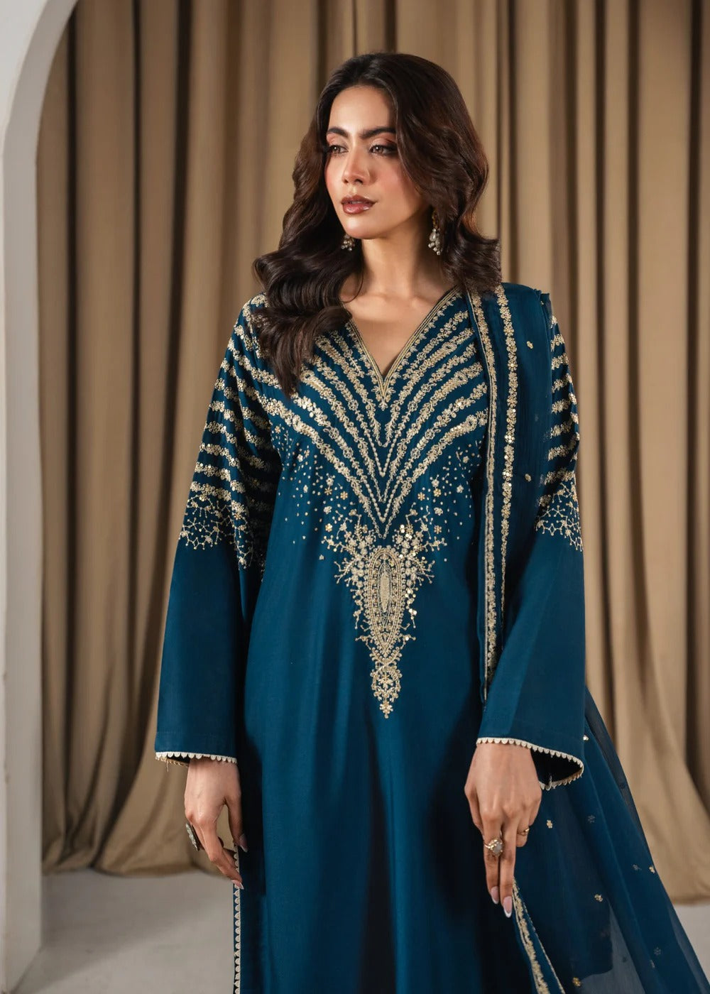 PEACOCK Z EMBROIDERED 3PC