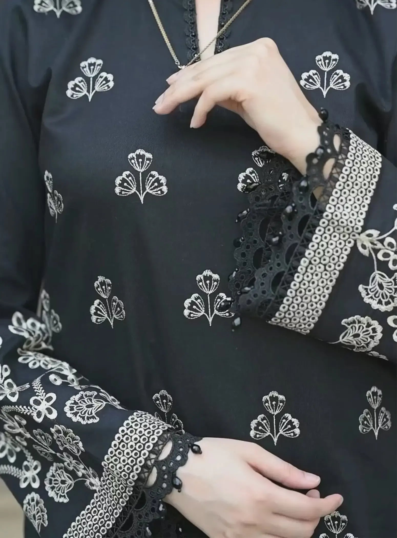 BLACK EMBROIDERY 3PC